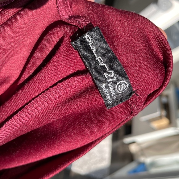 Maroon Skirt - Picture 2 of 2